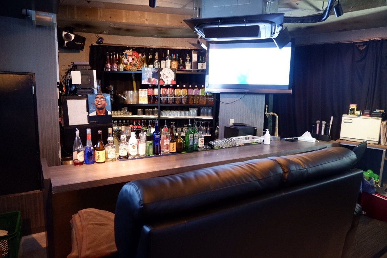 8名様 貸切可能 3時間飲み放題付 結婚式二次会やパーティーにおすすめ 5000円 カラオケ有 の詳細 Bar Triangle 六本木 貸切スペース ぐるなび