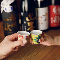 当店でしか味わえない、季節酒や魚に合うオリジナル日本酒が充実