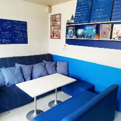 カフェ バー ブルー（cafe／bar blue）