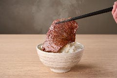 和牛ホルモンとタレ漬け焼肉 壺ほる 世田谷桜本店