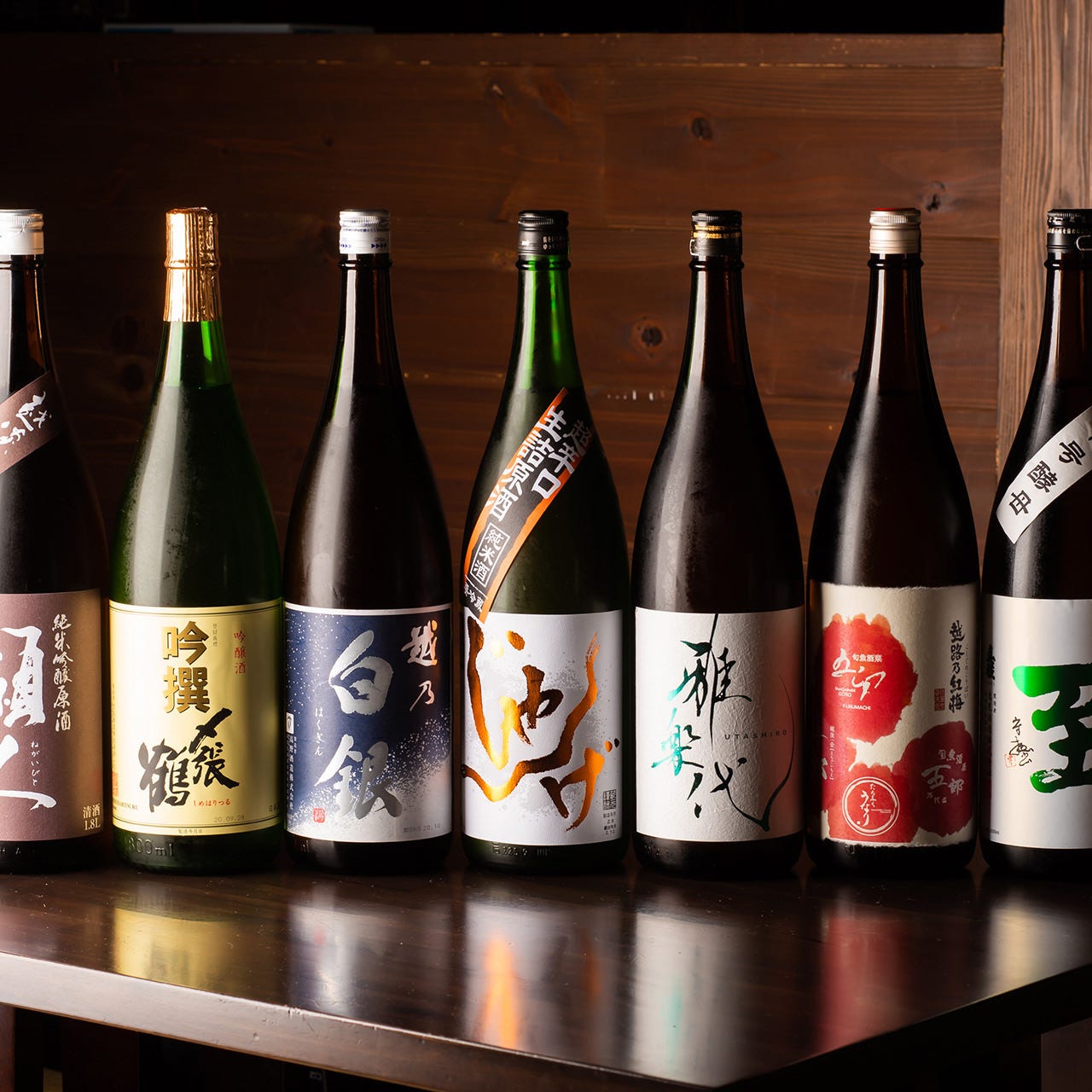 自慢の日本酒は飲み放題のコースでもお楽しみいただけます
