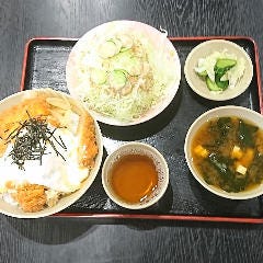 とんかつ 三州屋