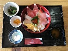 太郎茶屋海鮮丼