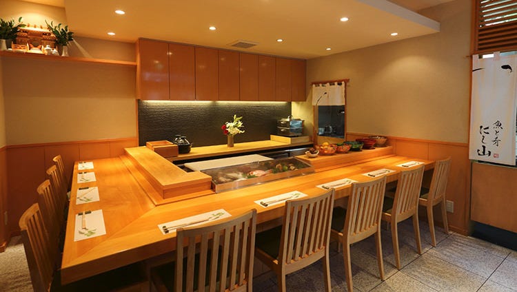 中洲 魚と肴 にし山_『店内丸ごと貸切』少人数様でも貸切ご利用が可能です（6～9名様）