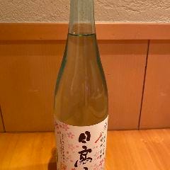 中洲 魚と肴 にし山_日高見 純米大吟醸 助六初桜