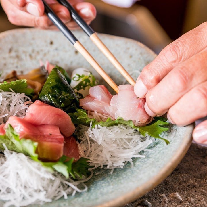 和食 こばやし 個室割烹_季節の食材を使った定食でちょっと小粋なランチタイムを