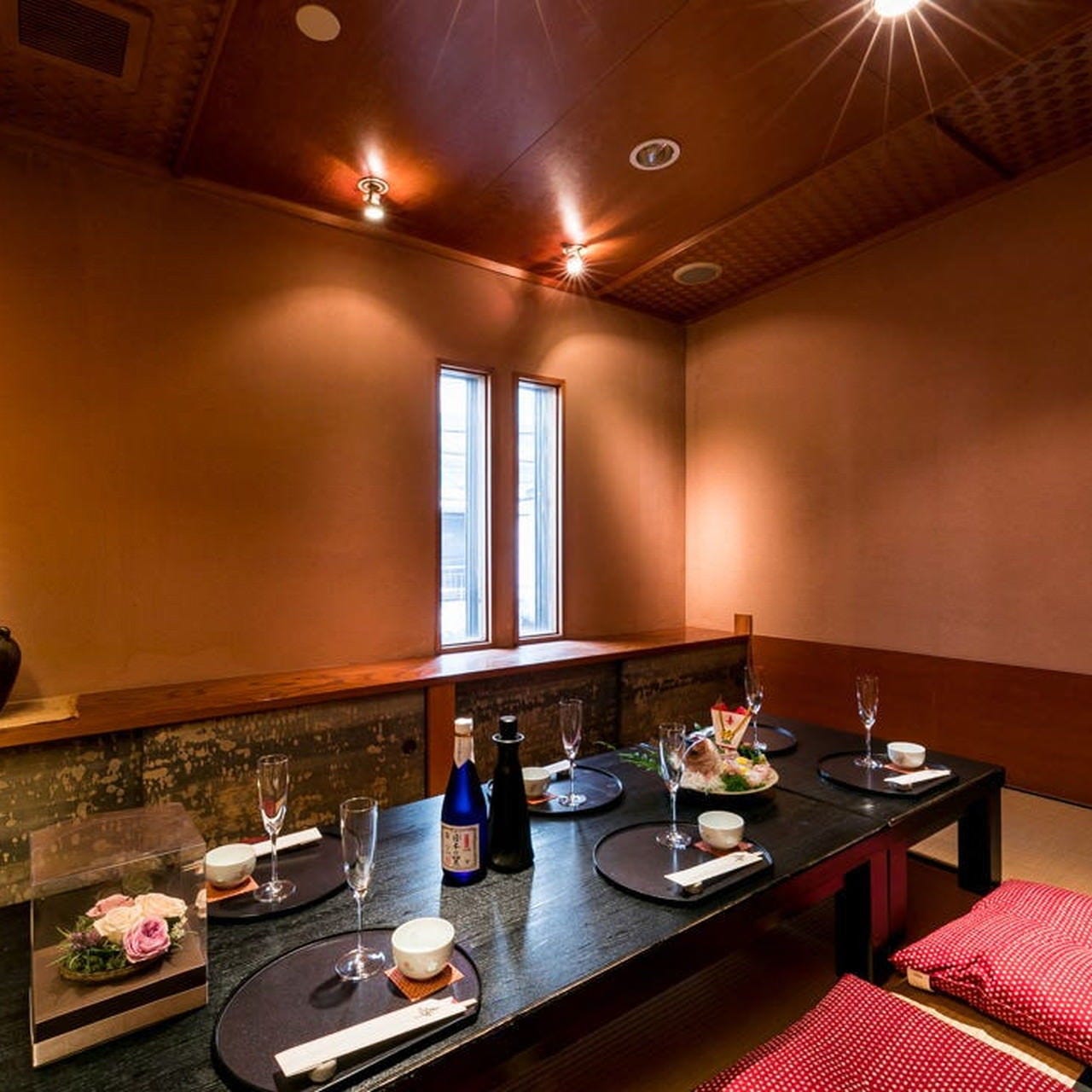 和食 こばやし 個室割烹_完全個室完備。お顔合わせや大切な日に相応しい上質な和空間