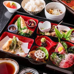 和食 こばやし 個室割烹_お昼のお品書き『松花堂』