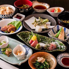 和食 こばやし 個室割烹_旬の逸品が味わえる5,500円コース〈全9品〉