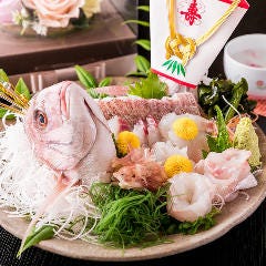 和食 こばやし 個室割烹_「鯛の尾頭付き」など祝いの料理もご用意