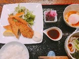 ササミ紫蘇カツとアジフライ定食