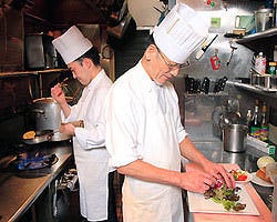 L Ami ラミ 神戸元町 トアロード 洋食屋 ぐるなび