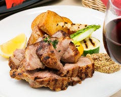 本日の料理は黒板チェック！ 素材活かした調理で旨味立つ逸品☆