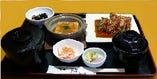 とりの甘酢あんかけと揚げ豆腐のランチ