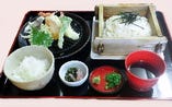天ぷらと細うどんのセット