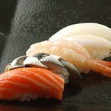 にぎり寿司各種（150円税抜）