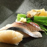 にぎり寿司各種（200円税抜）