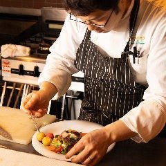 野菜以外にお肉も充実!厳選ランプ肉や保美豚等シンプルに味わう