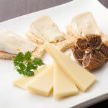 北海道 小林牧場の
チーズ二種 盛り合わせ