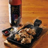 鶏炭火焼きと焼酎は相性抜群！