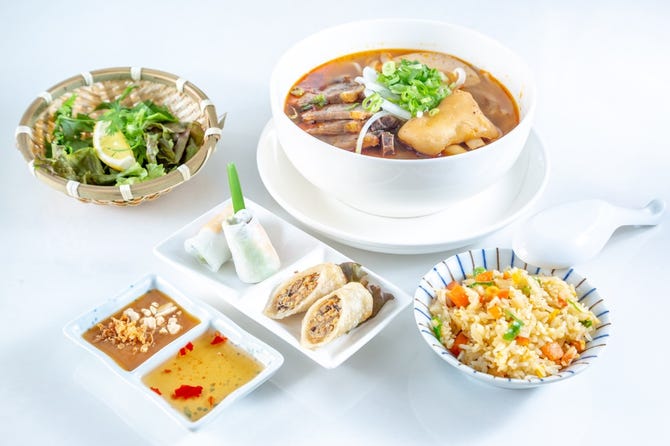 ベトナム料理 123zo イチニサンゾー なんば店 大阪 日本橋 ベトナム料理 ぐるなび