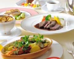 カフェレストラン 楓