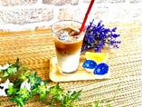 【アイスカフェラテ　自家焙煎】(Ice Cafe Latte)