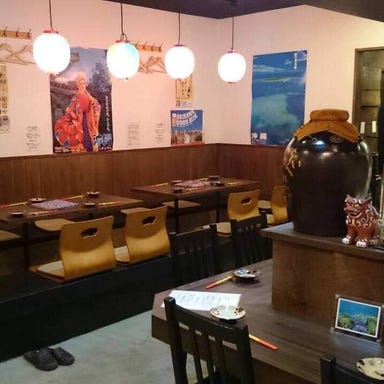 沖縄料理＆泡盛 なかゆくい  店内の画像