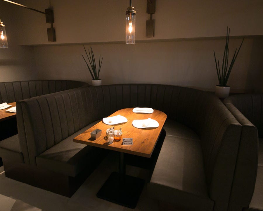 Toro Tokyo トロ トーキョー 銀座コリドー街 席 ぐるなび