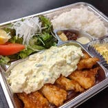 自家製タルタルソースが人気！ランチタイム限定【チキン南蛮弁当】