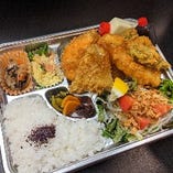 ランチタイム限定！【魚介フライ弁当】