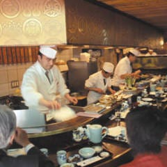 天ぷら新宿つな八 総本店 別館