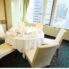 神仙閣 大阪店 室内ビアガーデンコース こちら秘書室