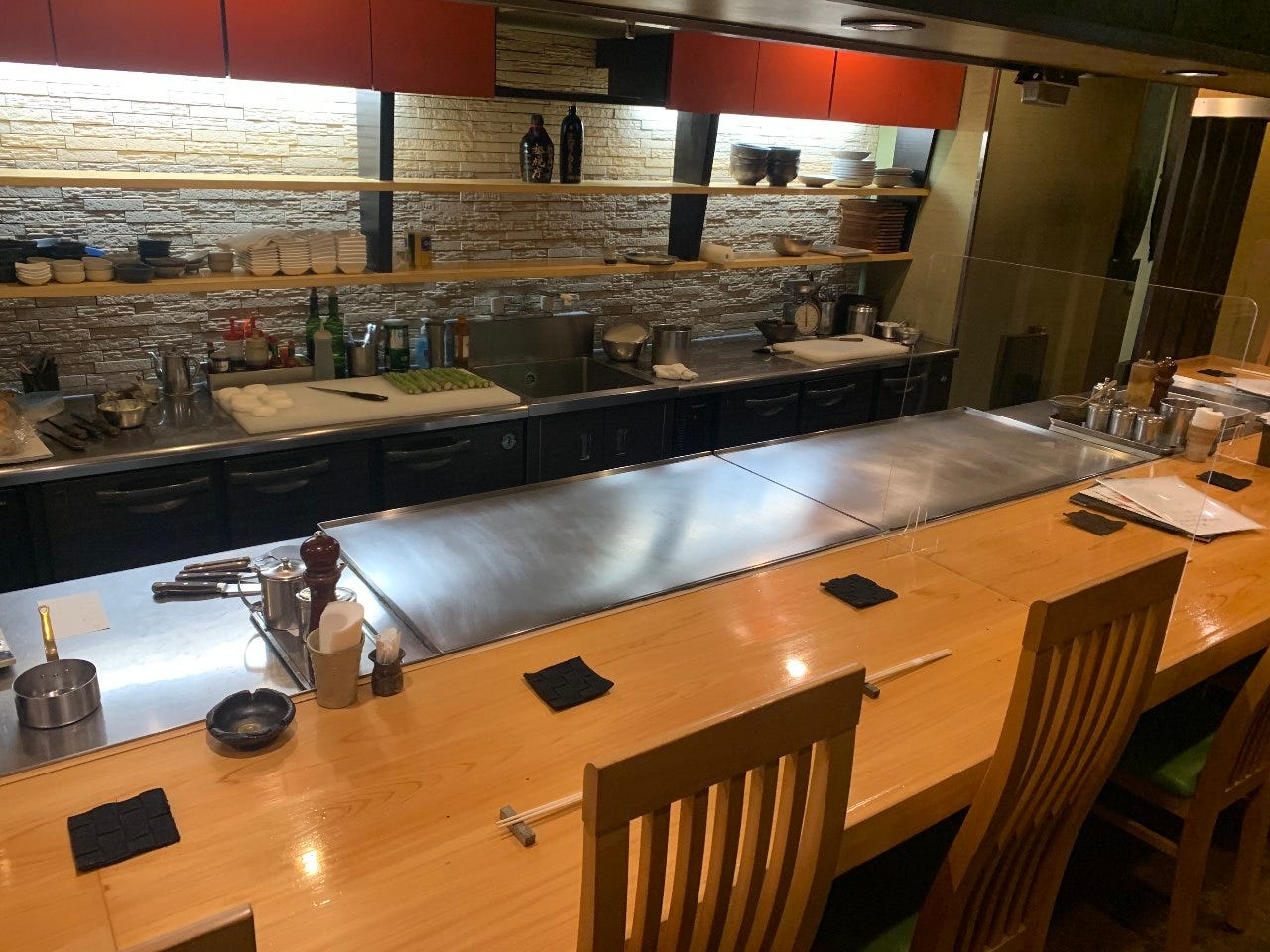 鉄板焼もとまち（八王子/居酒屋） - 楽天ぐるなび