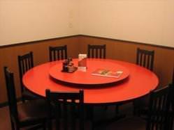 テーブル席・完全個室（壁・扉あり）・4名様～10名様