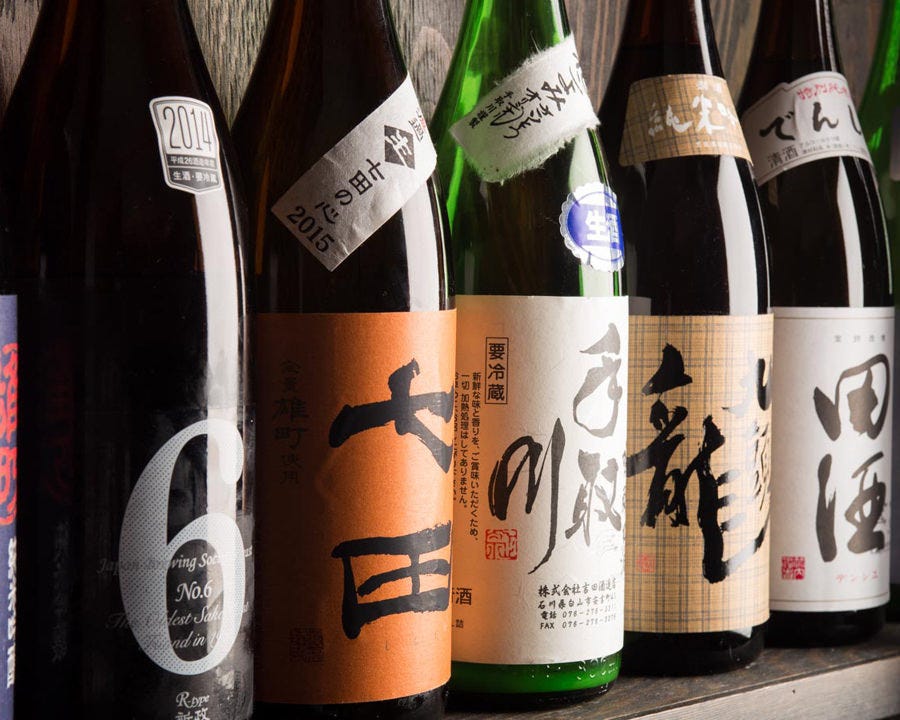 セレクトが秀逸な日本酒とビオワイン