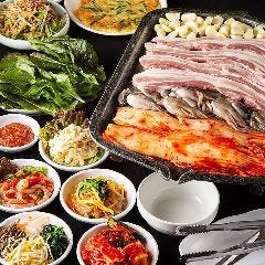 韓国料理食べ放題 釜山亭 県庁前店 