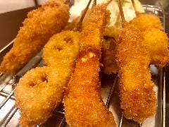 串揚げ 繁 おばんざい 