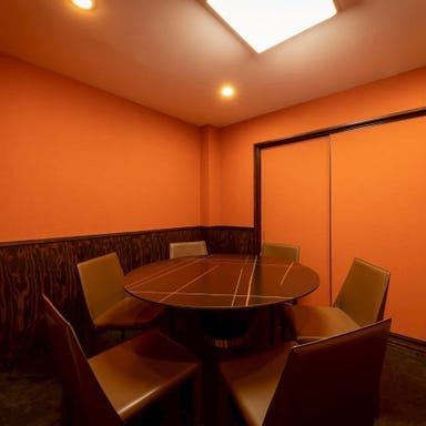 ハラール中華レストラン_【半個室】2階円卓テーブル席