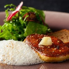 Bar Vintage with Restaurant