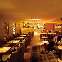TABLES CAFÉ