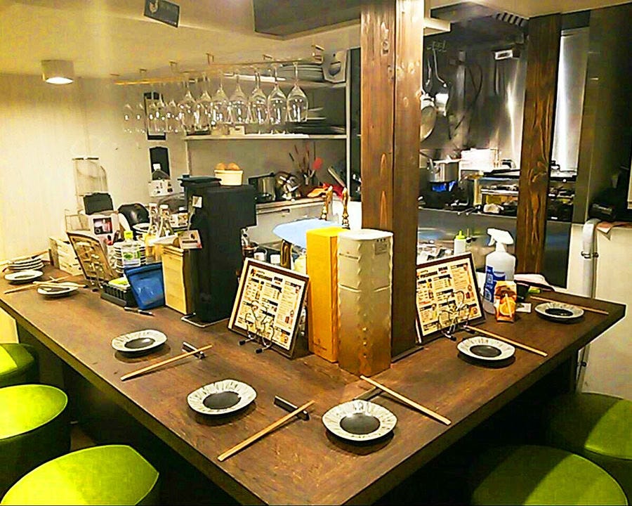 トリワイン Pikoshhhu ピコシュー 梅田お初天神店 阪急東通 天神橋筋商店街 和風居酒屋 の店舗情報 いつもnavi