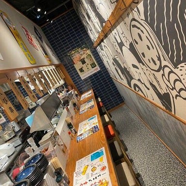 おでん・串カツ・煮込み「みっつ」_昭和レトロな居心地の良い店内