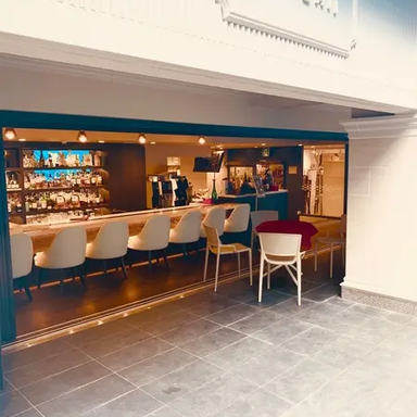 Cafe and Bar ICHII  店内の画像
