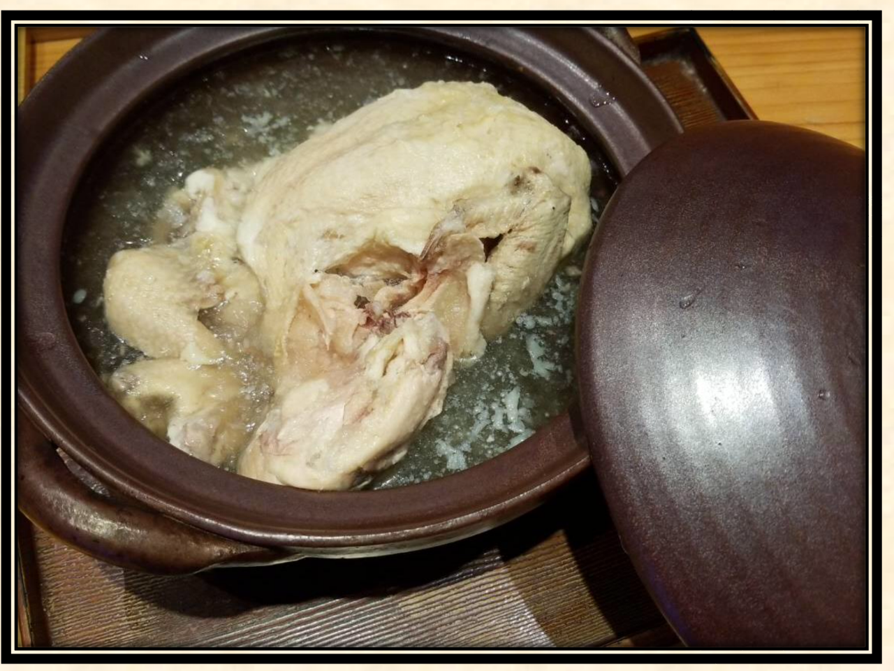まるごとひな鶏のコラーゲン鍋セット
2人前 2,500円