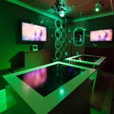 新富麗華カラオケ 写真 ぐるなび