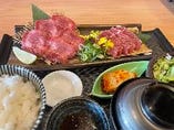 牛タン/ハラミ焼肉定食