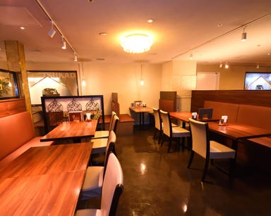 インドレストラン BINDU 梅田阪急グランドビル店 店内の画像