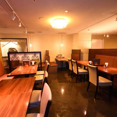 インドレストラン BINDU 梅田阪急グランドビル店 店内の画像