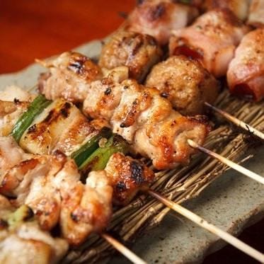 個室居酒屋ダイニング サディの木 水道橋店_【生ビール含む3時間飲み放題付き◆焼き鳥コース】定番!九州地鶏の定番炭火焼鳥盛り合せや、鉄板焼き全9品